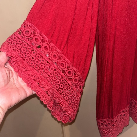 S.R. fashion rayon top with embroidery size 1X - Picture 5 of 6